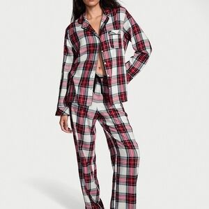 Old Navy Red and Black Plaid Women's Pajama Set